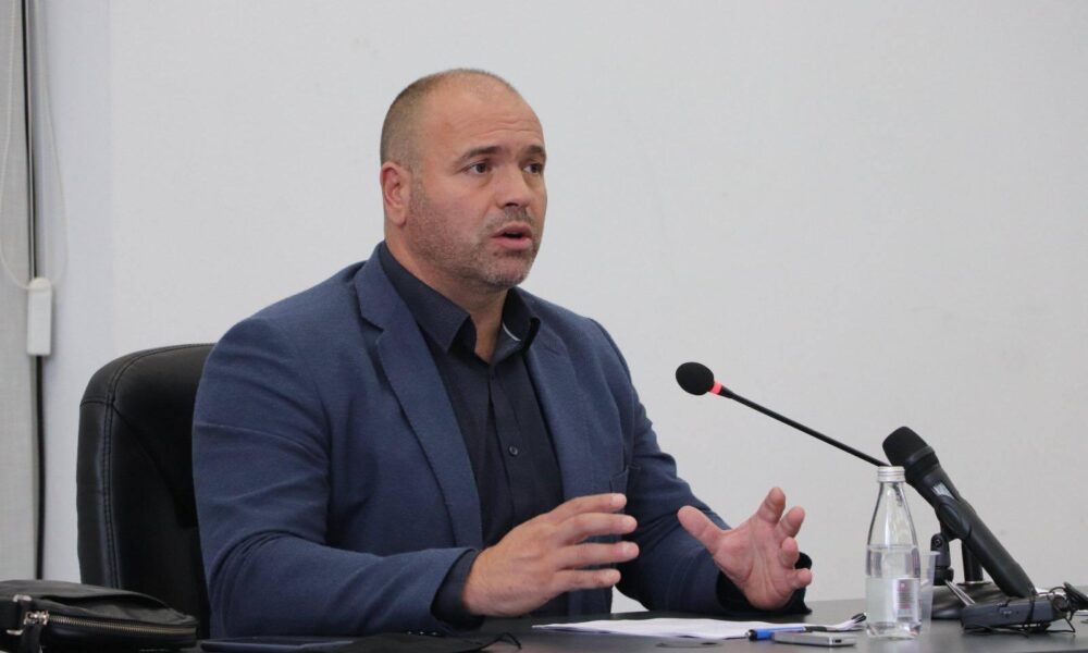 Dimitrievski  Nuk i sulmojmë subjektet politike  zhvillojmë fushatë pozitive
