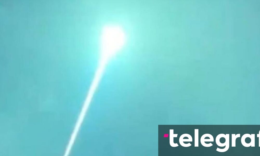 Meteori ndriçon qiellin mbi Portugali  dëshmitarët publikojnë video të ndryshme