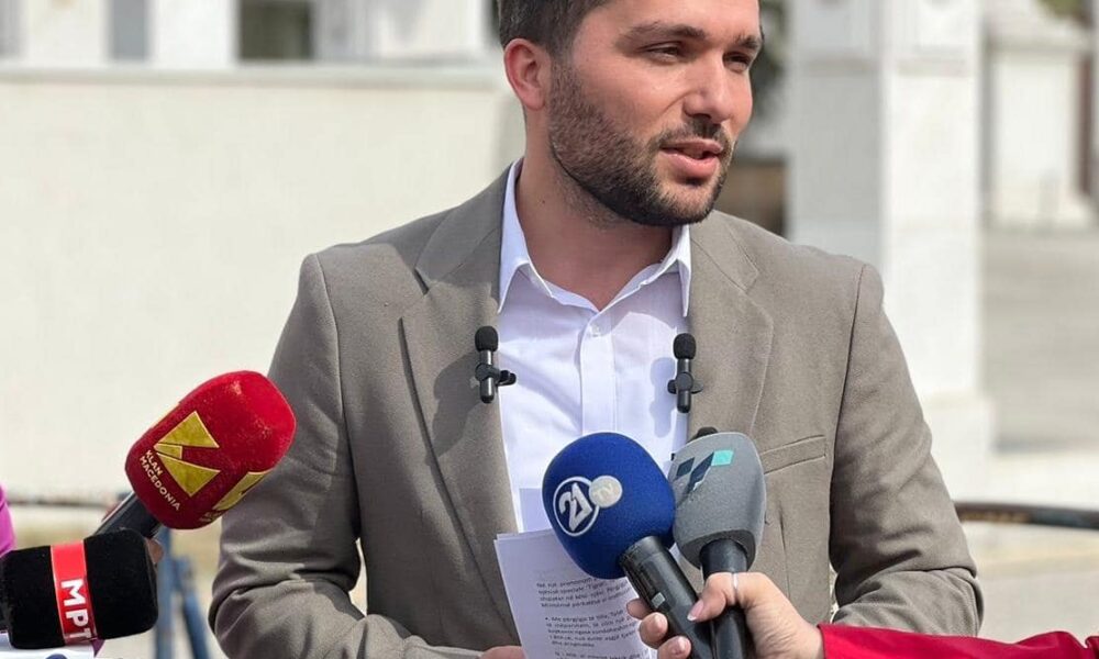 Ramadani i ASh së i përgjigjet Mickoskit  Nuk mund ta zhdukësh vëllain tim