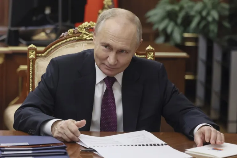 Putin  me orën te Lufta e Dytë Botërore