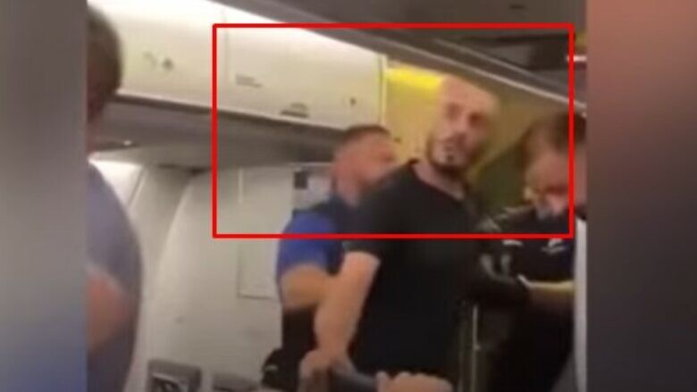  Tentoi të hapë derën e aeroplanit    çka ndodhi gjatë fluturimit Gjenevë   Prishtinë 