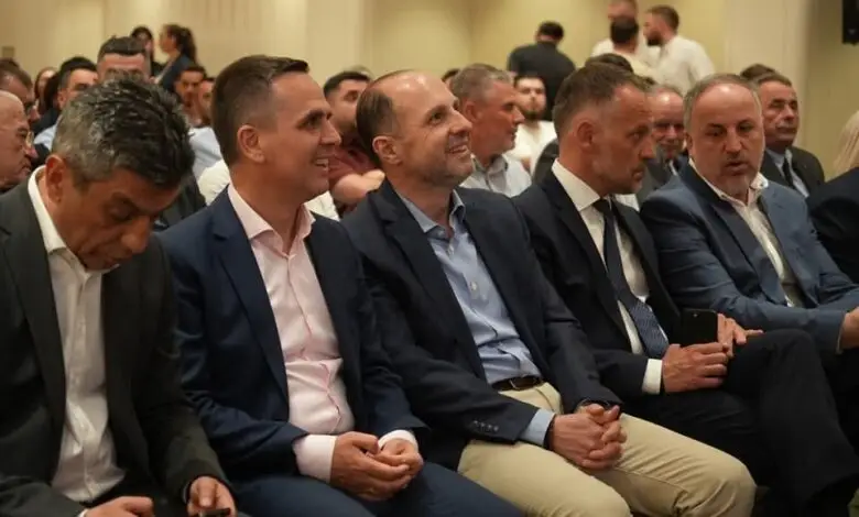 Joseph DioGuardi   Qytetar Nderi  i Çairit  Ibrahimi  Ai ishte zëri më i fuqishëm i çështjes shqiptare në botë