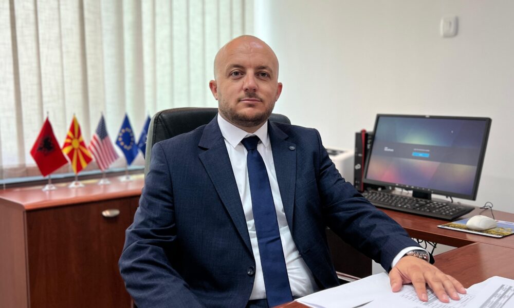Hoxha  Qeveria miraton dy superligje me propozim të VLEN it  fitore për qytetarët