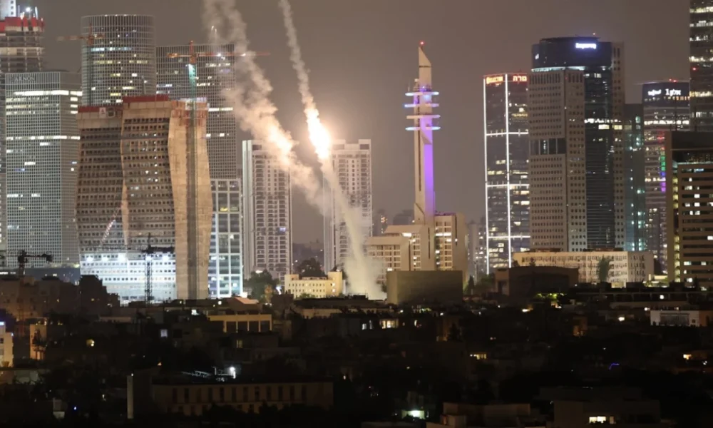 Lufta Izrael Iran  ndërtesa të shkatërruara në Tel Aviv