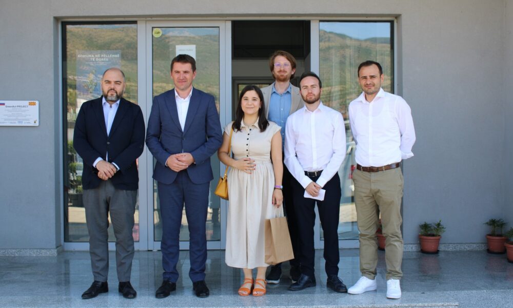 Delegacion i lartë nga Brukseli viziton Haraçinën  Vlerësohet si komunë model në rajon
