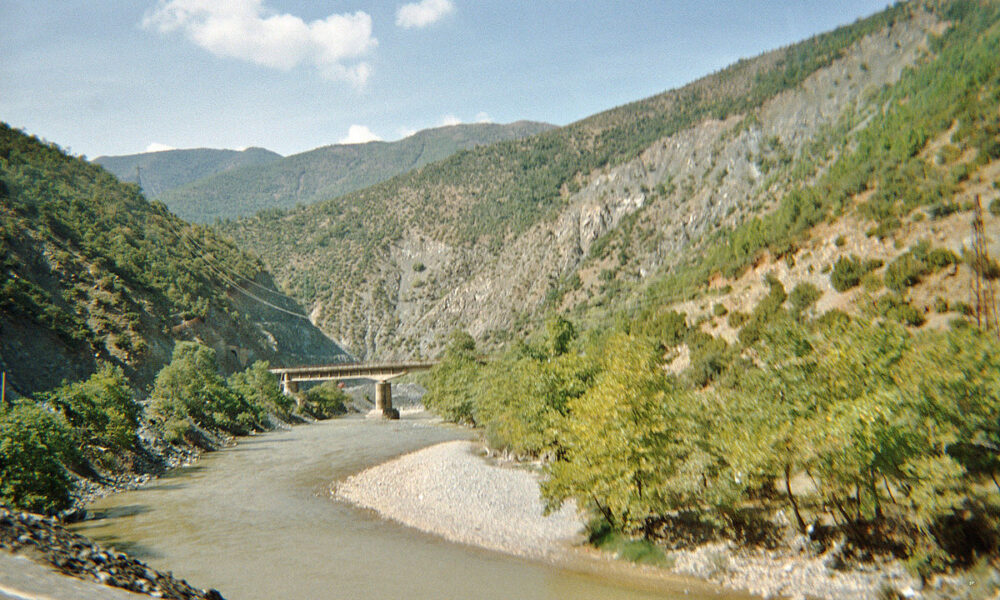 Tragjike në Shqipëri  mbyten dy fëmijë