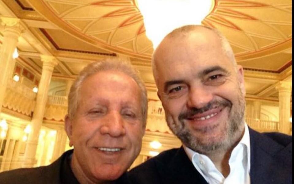 U pa në zyret e Edi Ramës  reagon Behgjet Pacolli pasi u tha se ka negociata për të hyrë në Qeveri
