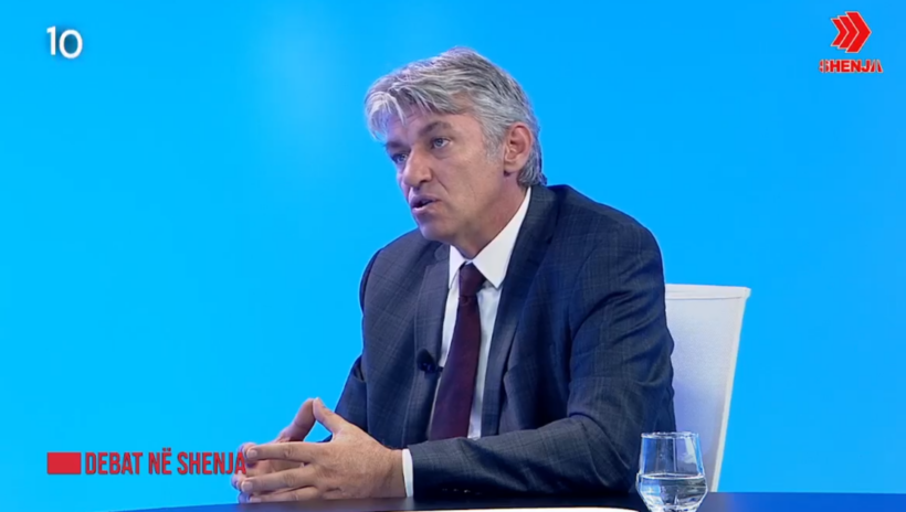 sela-sinjalizoi-se-eshte-larguar-nga-aki-koalicionin-e-deridjeshem-e-leme-te-lire-ash-do-te-merret-me-vetveten