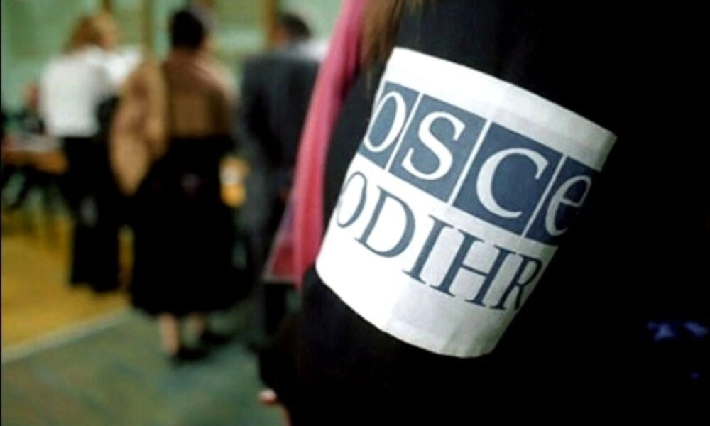 Rreth 1 600 vëzhgues do të monitorojnë zgjedhjet e së dielës