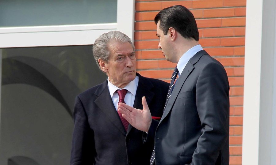  Lulzim Bashën nuk e zgjodha unë    Berisha  Kurrë nuk mendoj të përgatis liderin pasardhës  është detyrë e 