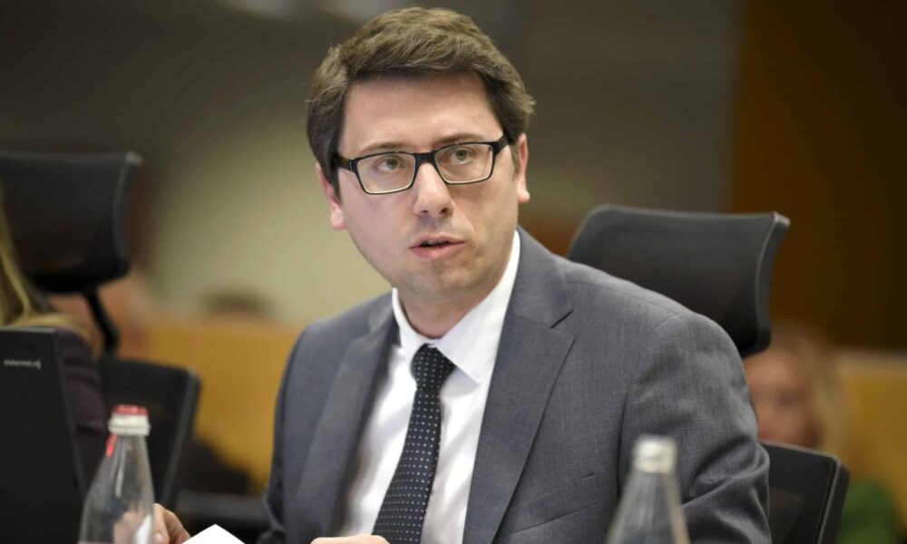 atk-tejkalon-shifren-prej-1-miliarde-euro-tatime-te-mbledhura-brenda-vitit-murati-eshte-rekord-historik