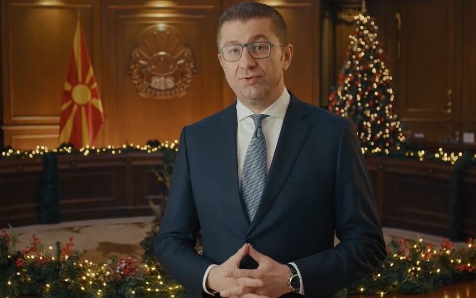 mickoski-obligim-i-jone-si-brez-eshte-te-luftojme-per-nje-jete-me-te-mire