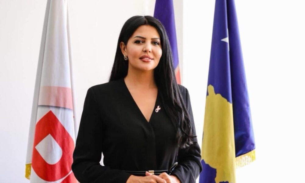 Rrezarta Krasniqi uron 36 vjetorin e LDK së  Numri 36 simbol i vazhdimësisë dhe përgjegjësisë politike