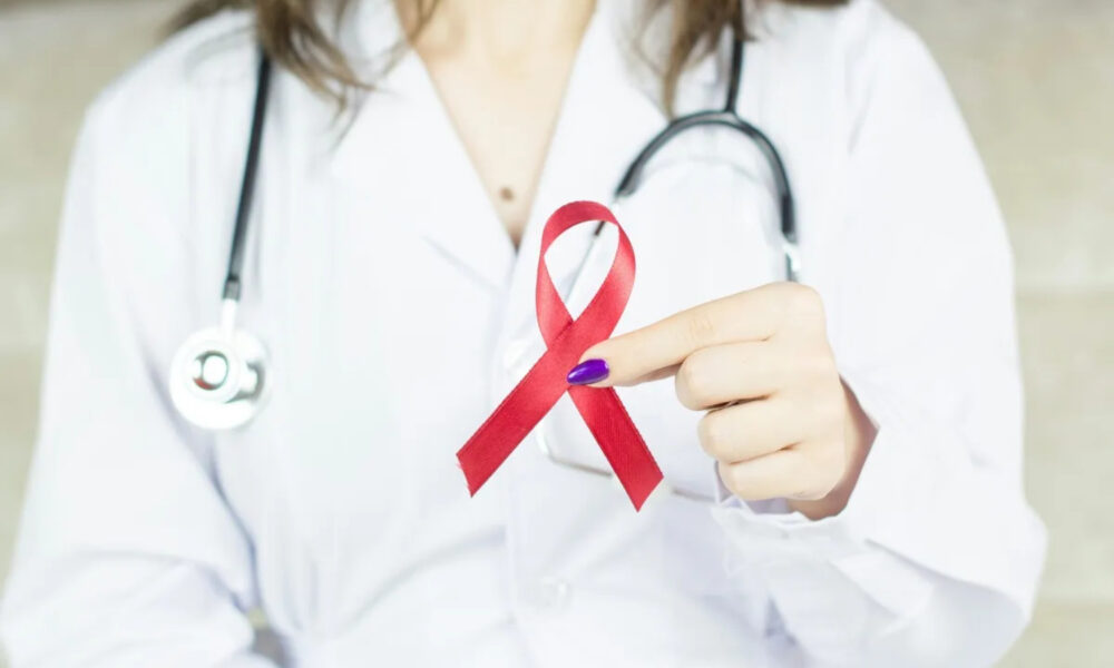 Rreth 620 persona jetojnë me HIV në RMV  shumë prej tyre s e dinë se e kanë virusin