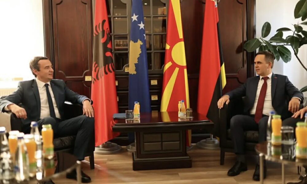 mexhiti-uron-kurtin-per-fitoren