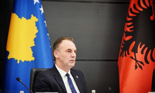 Kush janë kandidatët që e lanë në  baltë  Fatmir Limajn  kandiduan më 9 shkurt por jo edhe kësaj radhe