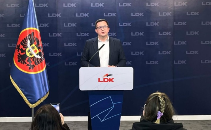 dy-ore-para-mbylljes-se-votimeve-mustafa-dilni-dhe-vendosni-per-fatin-e-kosoves