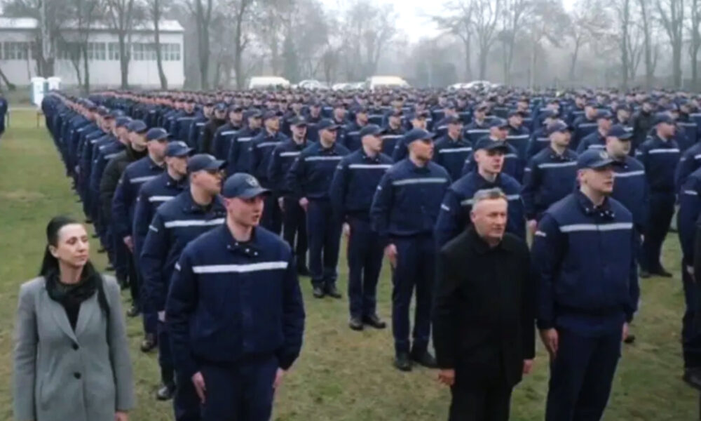 u-votua-ligji-per-shkollen-e-mesme-policore-ne-maqedonine-e-veriut