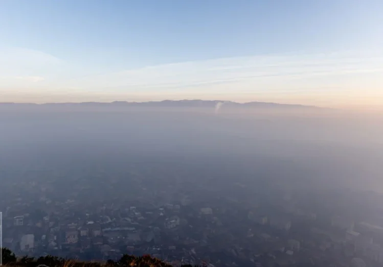Smogu  një kryeqytet ballkanik që e bën Tiranën të duket lule