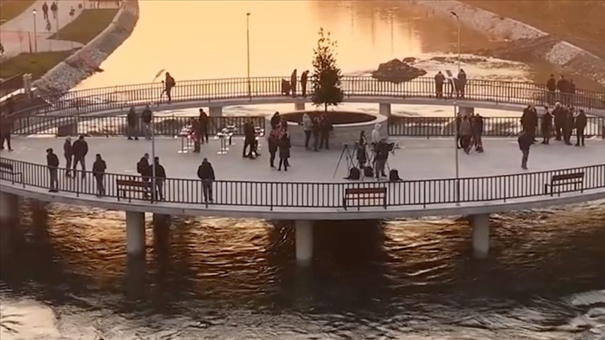 Në Mitrovicë u hap edhe ura e re për këmbësorë