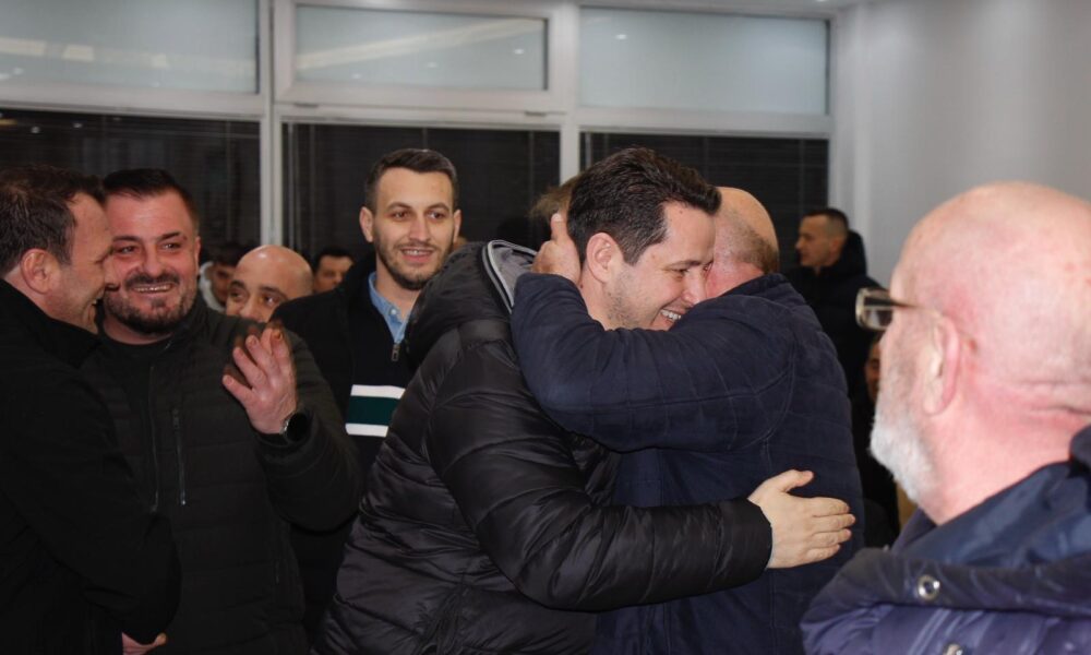 Valbon Limani vazhdon fushatën në fshatrat e Gostivarit  merr mbështetje nga banorët e Zdunjës