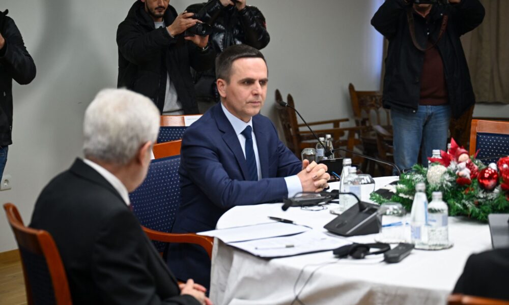 Kasami pas takimit të liderëve  Propozova të gjejmë mënyrë që diaspora të votojë masivisht në zgjedhje