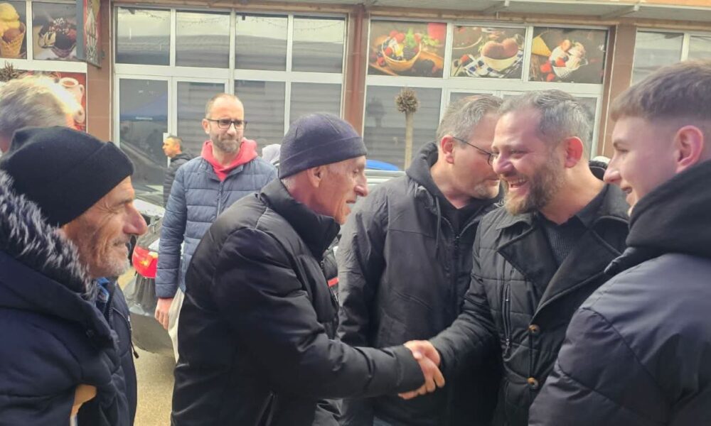 demiri-takon-qytetaret-ne-tregun-e-negotines-ndryshimi-po-kerkohet-dhe-po-vjen-ne-vrapcisht