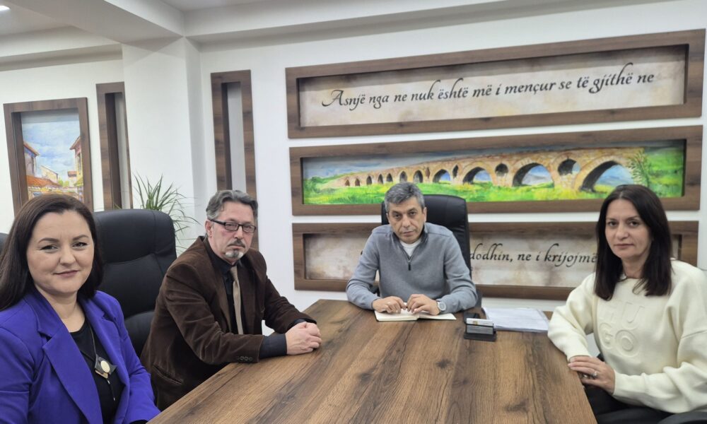 Mexhiti  Arsimi mbetet prioritet i Komunës së Çairit  thellohet bashkëpunimi me sindikatat