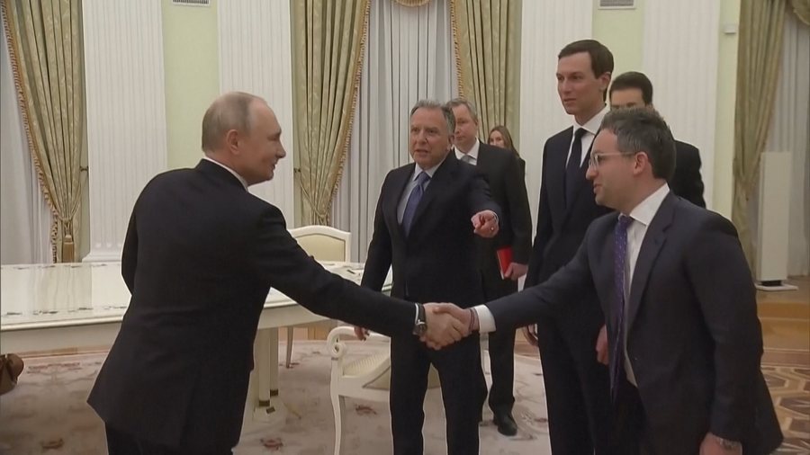 Nuk ka paqe pa Donbasin  Rezultatet e takimit Rusi Ukrainë në Abu Dhabi