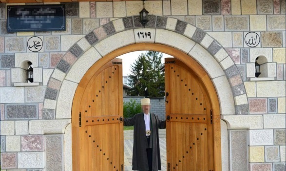 Komuniteti Musliman Shqiptar në Zvicër mohon lidhjen me  imamin shqiptar  ndaj të cilit ka nisur proces gjyqësor