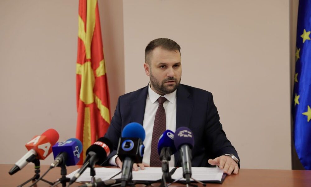 Durmishi  Në mars do të rritet paga minimale