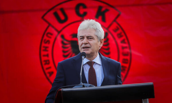 Ahmeti për Dacin  Kosova ka humbur një nga akademikët më të shquar