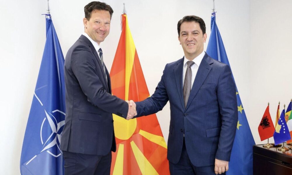 Zëvendëskryeministri i parë Bekim Sali u takua me ambasadorin e Mbretërisë së Suedisë