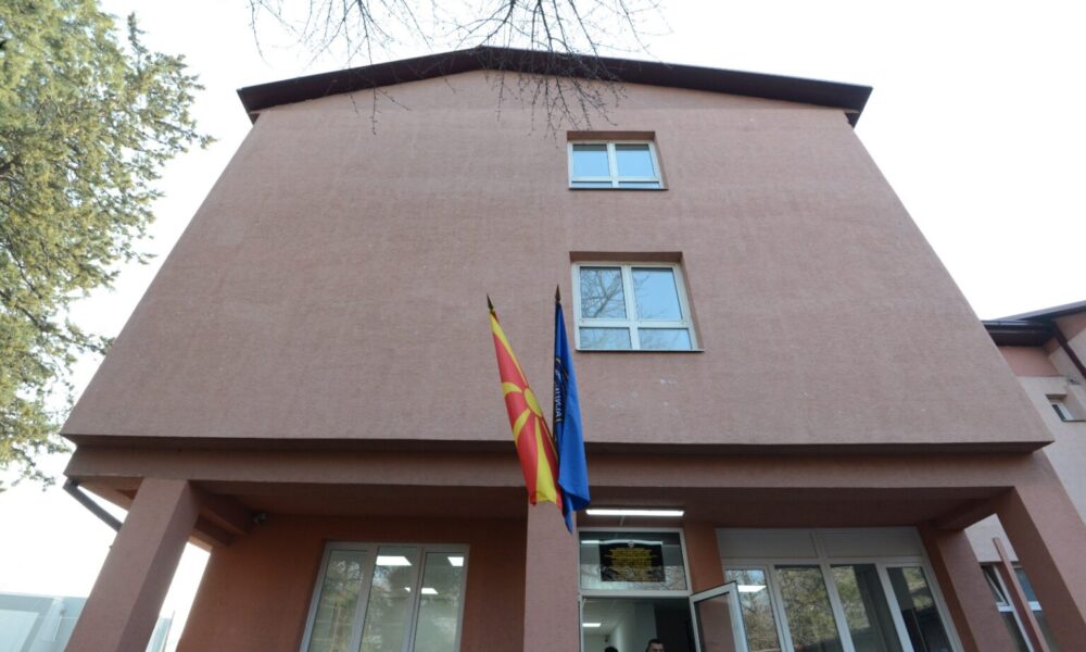 Murseli alarmon  Buteli me 50  shqiptarë  injoron përfaqësimin e drejtë etnik