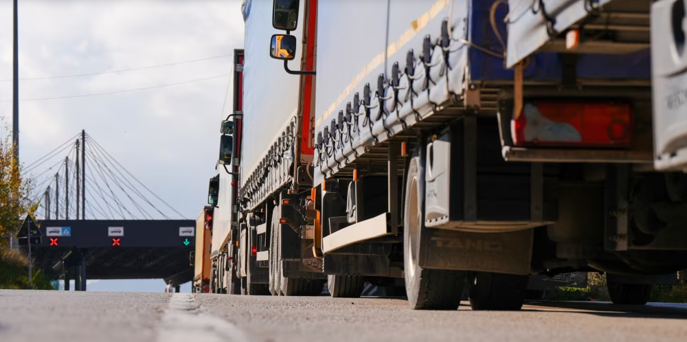 Vazhdon protesta e transportuesve të mallrave  pikat kufitare edhe sot të bllokuara
