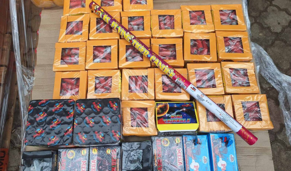 Kapen 1233 mjete piroteknike në Orizarë të Likovës  arrestohet pronari