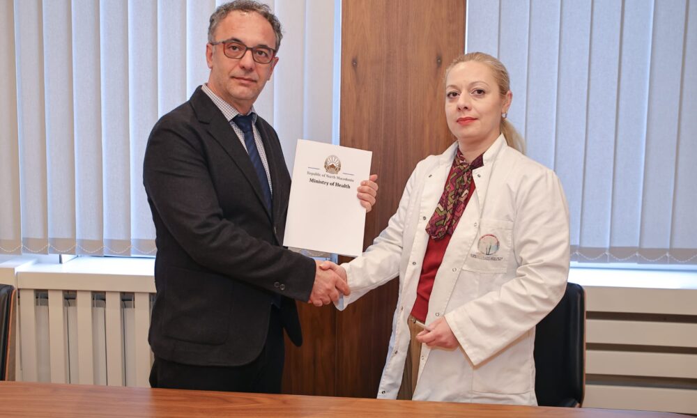 Ministri Aliu  Sigurohen 7 500 vaksina kundër Hepatitit B për punonjësit shëndetësorë