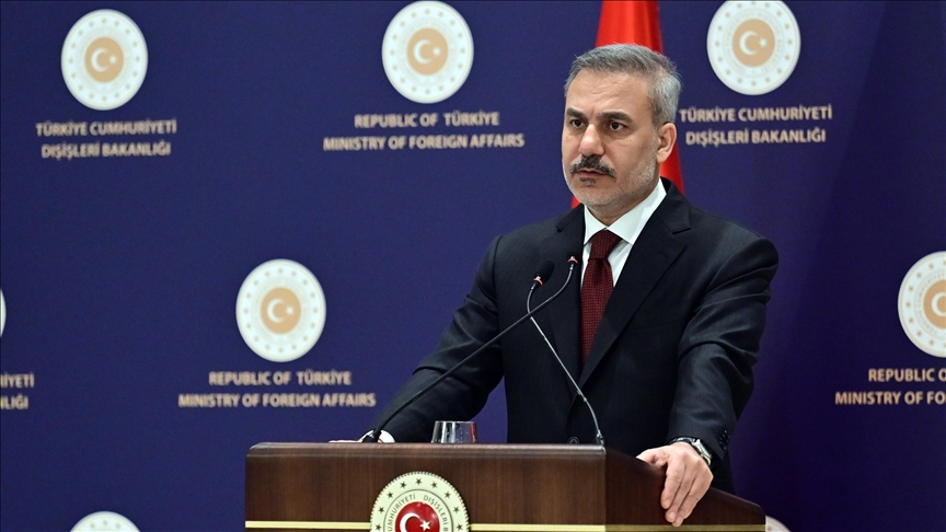 Fidan  Turqia kundërshton  çdo ndërhyrje ushtarake  ndaj Iranit