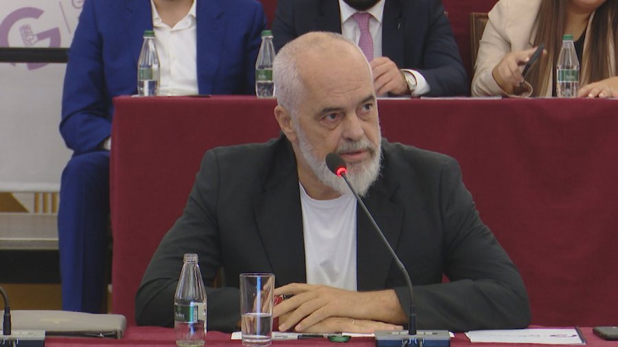 Rama  Ftesë personale e Trump për të përfaqësuar Shqipërinë në Bordin e Paqes