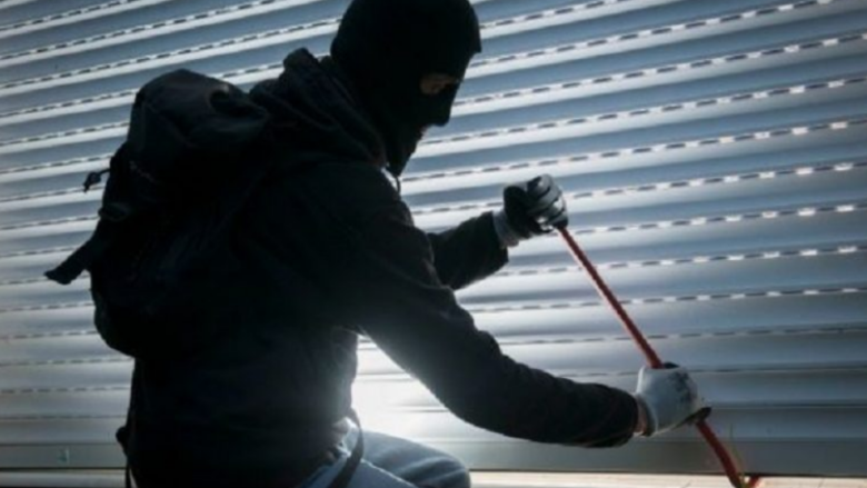 Policia e arrestoi kumanovarin 40 vjeç  duke i ngritur edhe kallëzim penal