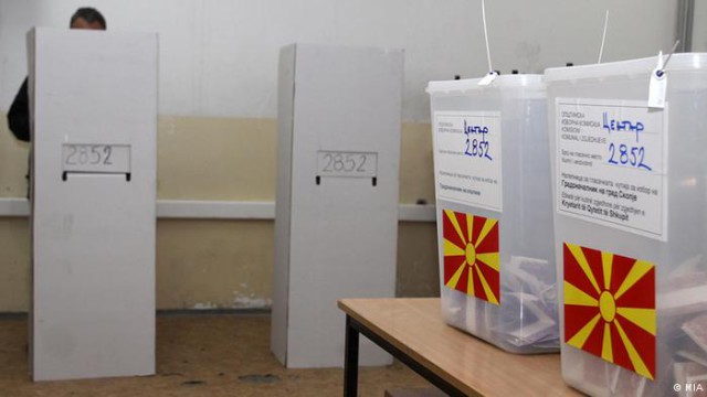 18 18  është dalja e votuesve në Maqedoni deri në orën 15 00