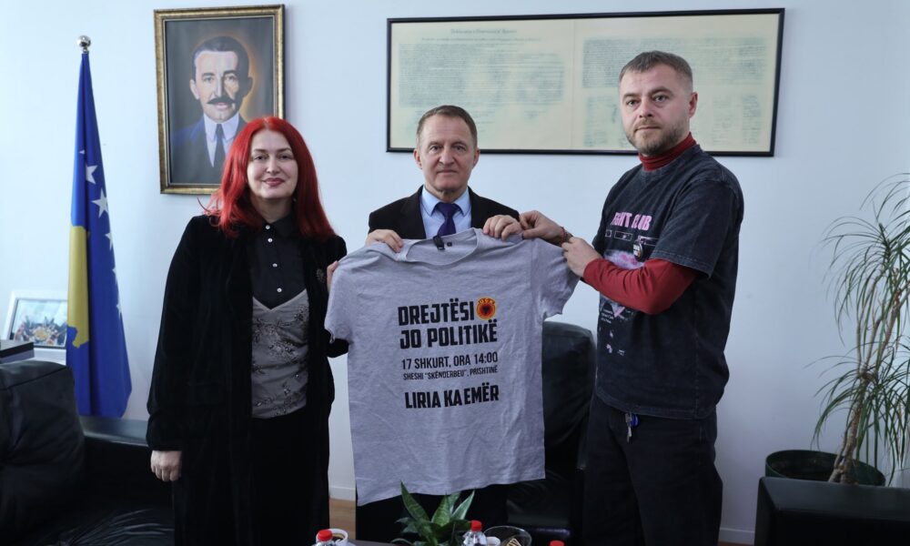 Marshi  Drejtësi  jo politikë  merr mbështetje edhe nga kryetari i Vushtrrisë  Ferit Idrizi