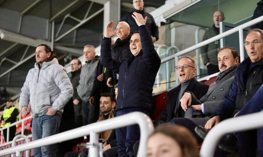 Bilall Kasami si tifozi i zjarrtë  Shkëndija vazhdon ta jetojë ëndrrën europiane