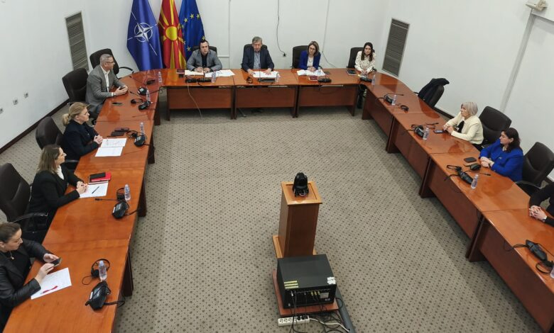 Dështon rezoluta për krerët e UÇK së  deputetët maqedonas bojkotuan mbledhjen 