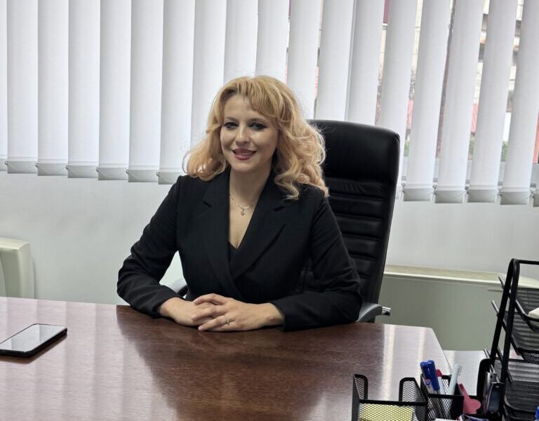 Meral Ferati emërohet drejtoreshë në spitalin Gjinekologjik në Çair