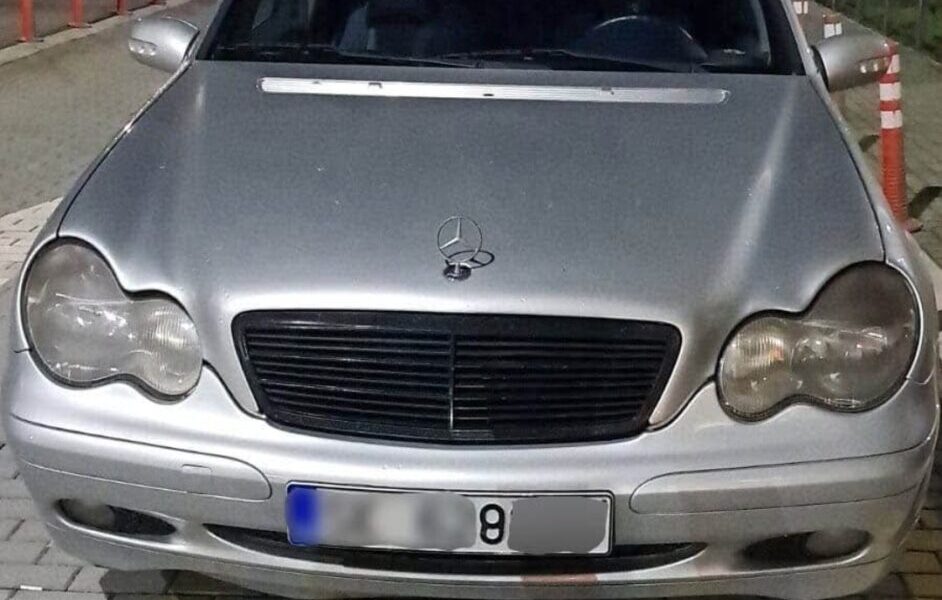 arrestohen-dy-persona-ne-shkup-pasi-tentuan-te-mashtrojne-sistemin-safe-city-ja-cfare-bene