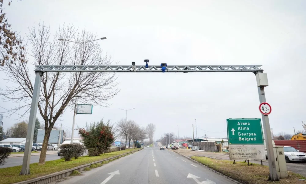 Kujdes në trafik  Prej sot fillon zbatimi i sistemit  Qyteti i Sigurt 