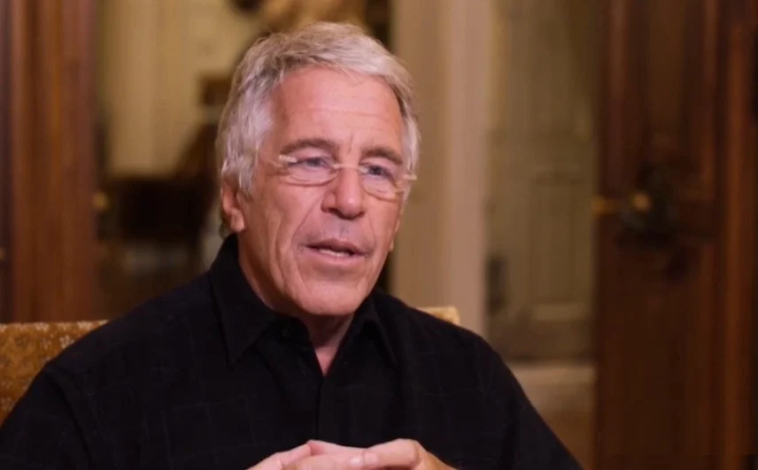 Një bisedë e panjohur me Epstein in shfaqet në publik  nga kush intervistohet  