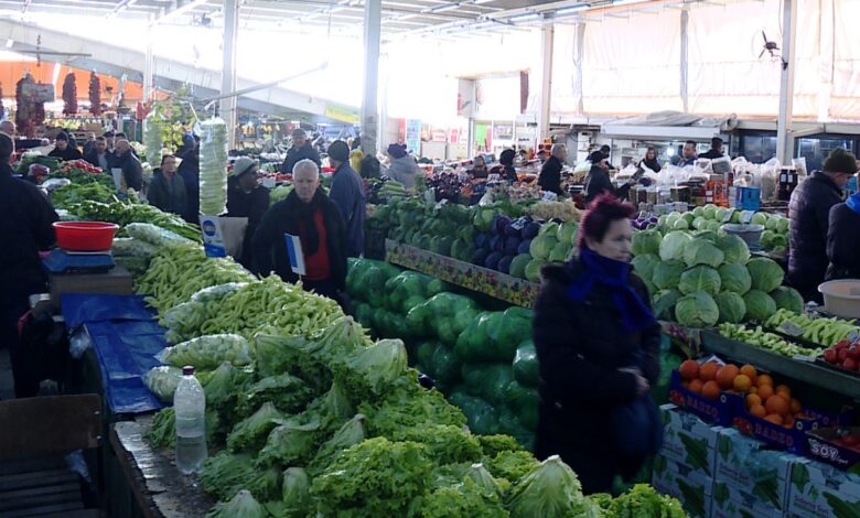  Fluturojnë  çmimet për Ramazan në Shkup