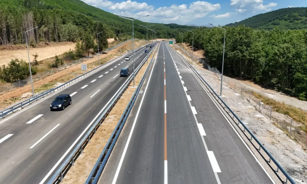 Pas 12 vitesh dhe me një çmim dyfish më të lartë  autostrada Kërçovë Ohër ende nuk po përfundon